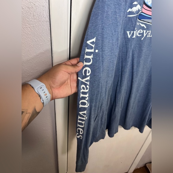 Vineyard Vines long sleeve - Picture 6 of 12